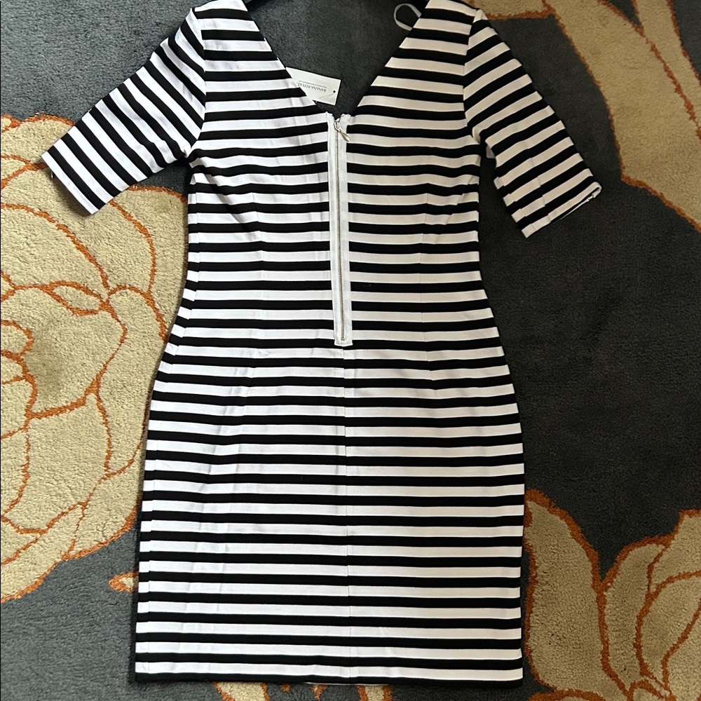 😍Perfect for Summer NWT - Banana Republic Navy & White Striped Dress | Size 10 - Picture 8 of 8